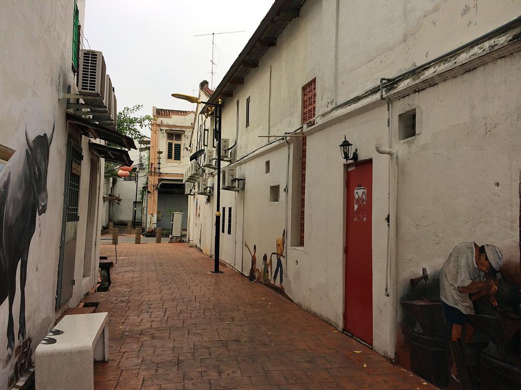 麝香悬丛林别墅 Malacca 外观 照片